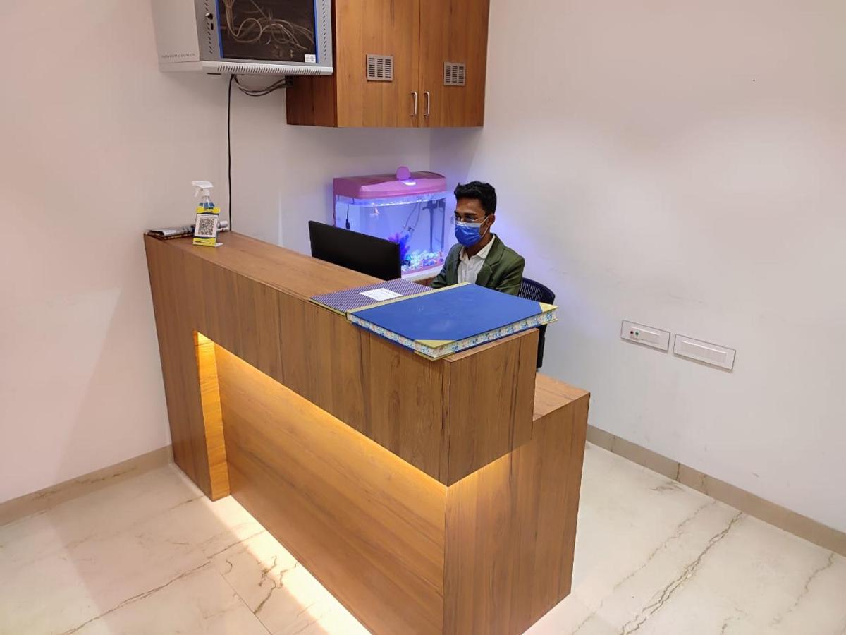 Baharampur Staymaker Hotel Mohan Palace מראה חיצוני תמונה